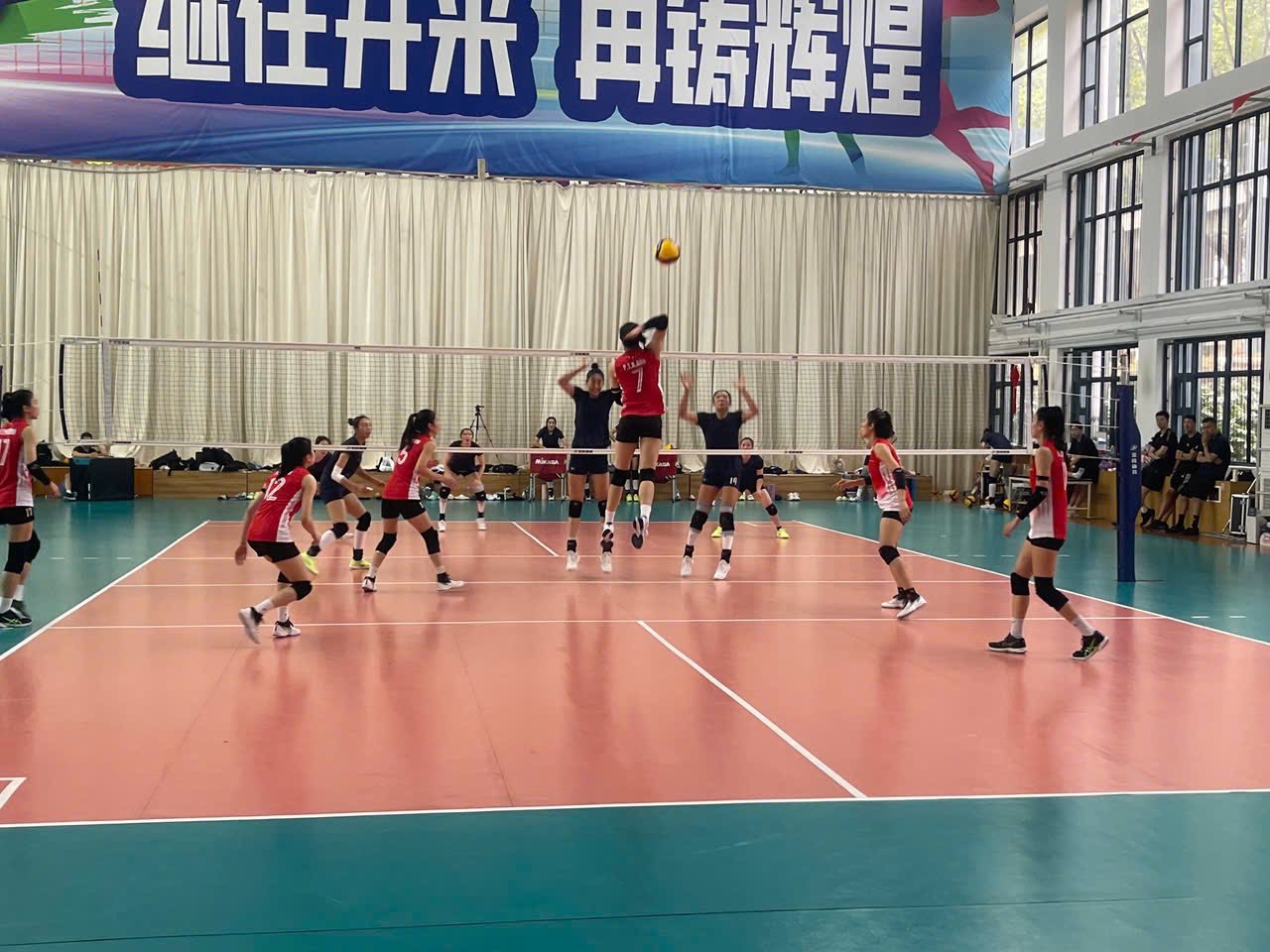 毕竟是友谊, 主要以一线 毕竟是友谊, 主要以一线