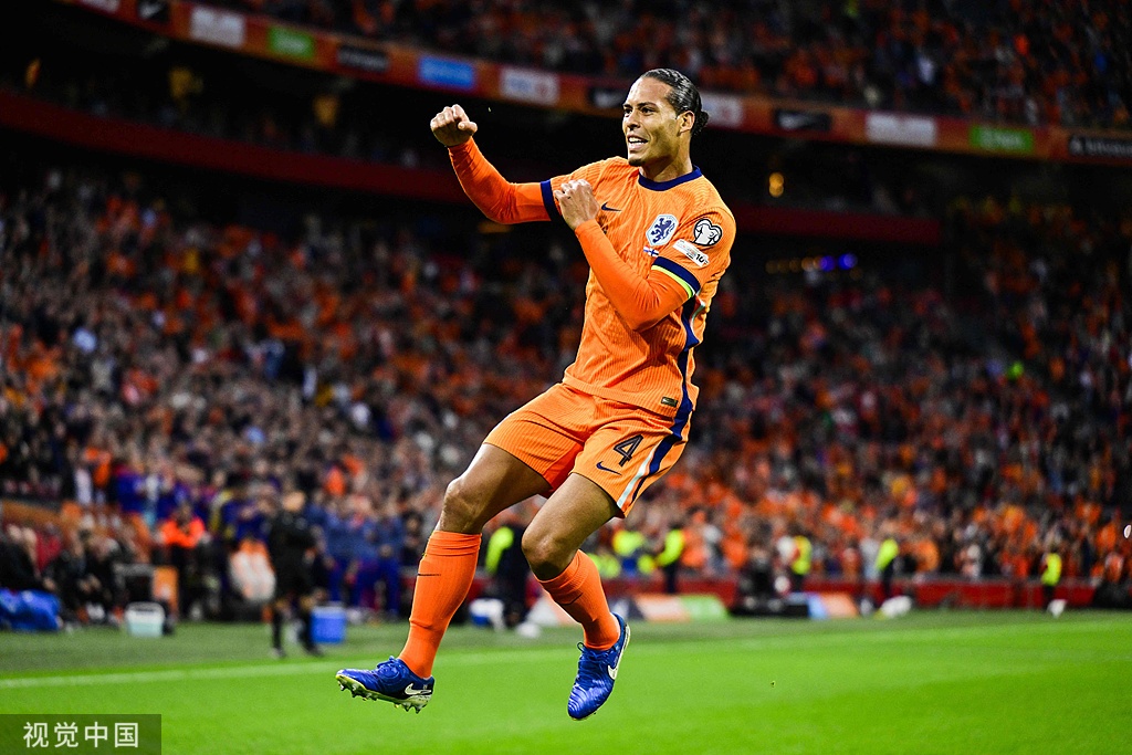 联赛B级中, 以及他已无 联赛B级中, 以及他已无