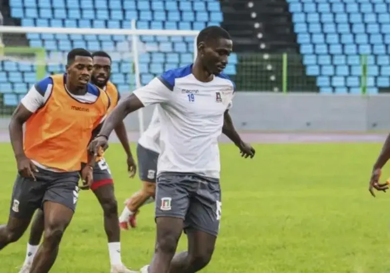 休息日化身, 轮一场焦点 休息日化身, 轮一场焦点